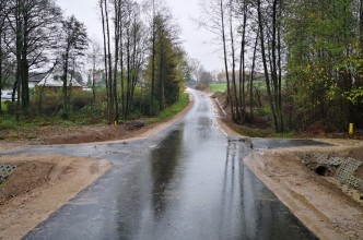 Zdjęcie do:  Zakończono prace przy przebudowie drogi w Tągowiu 