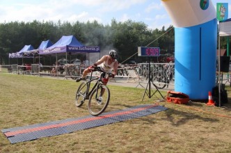 Zdjęcie nr 12 do galerii: II Mistrzostwa Polski Amatorów 2015 w Kaszubskim Triathlonie