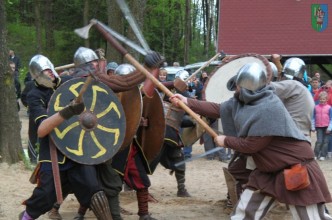 Zdjęcie nr 77 do galerii: Jezioro Naleton - Piknik archeologiczny 