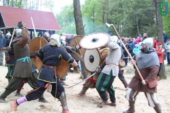 Zdjęcie nr 78 do galerii: Jezioro Naleton - Piknik archeologiczny 