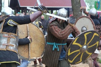 Zdjęcie nr 85 do galerii: Jezioro Naleton - Piknik archeologiczny 