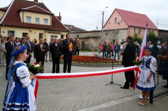 Zdjęcie nr 1 do galerii: Otwarcie targowiska 