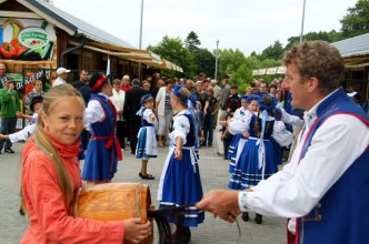 Zdjęcie nr 33 do galerii: Otwarcie targowiska 