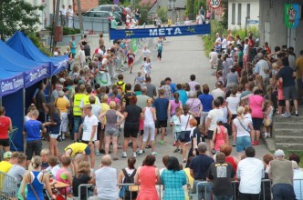 Zdjęcie nr 30 do galerii: VI Bieg Uliczny - Tuchomska Pętla 2013