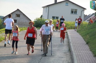 Zdjęcie nr 76 do galerii: VI Bieg Uliczny - Tuchomska Pętla 2013