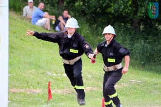 Zdjęcie nr 12 do galerii: Gminne Zawody Strażackie w Tuchomiu